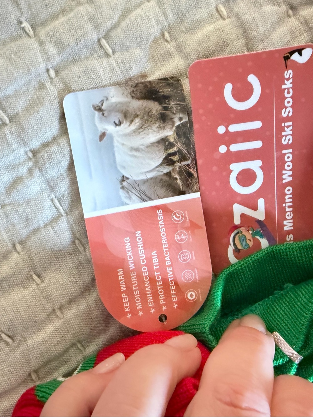 Cazaiic Green & Red Bear Crew Socks (Set of 4) - Picture 2 of 4